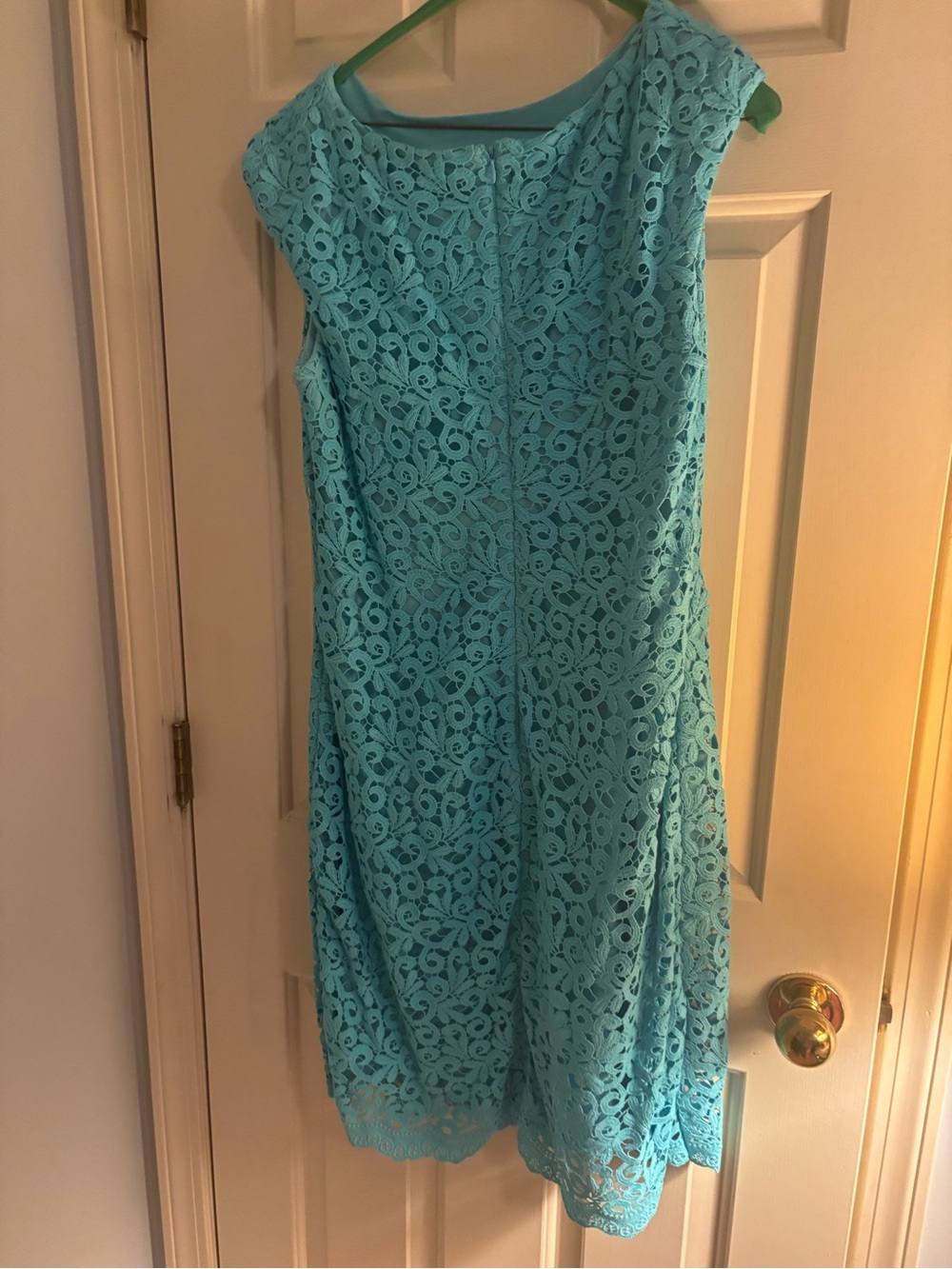 Sleeveless Aqua Lace Shift Dress - Elegant Women's Dress